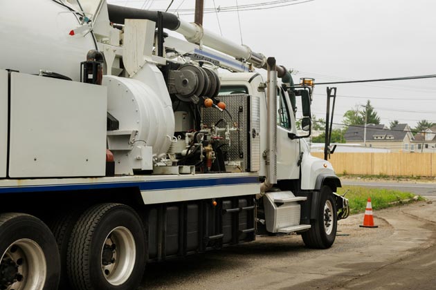 Camion pour le dépannage de canalisation dans la Loire